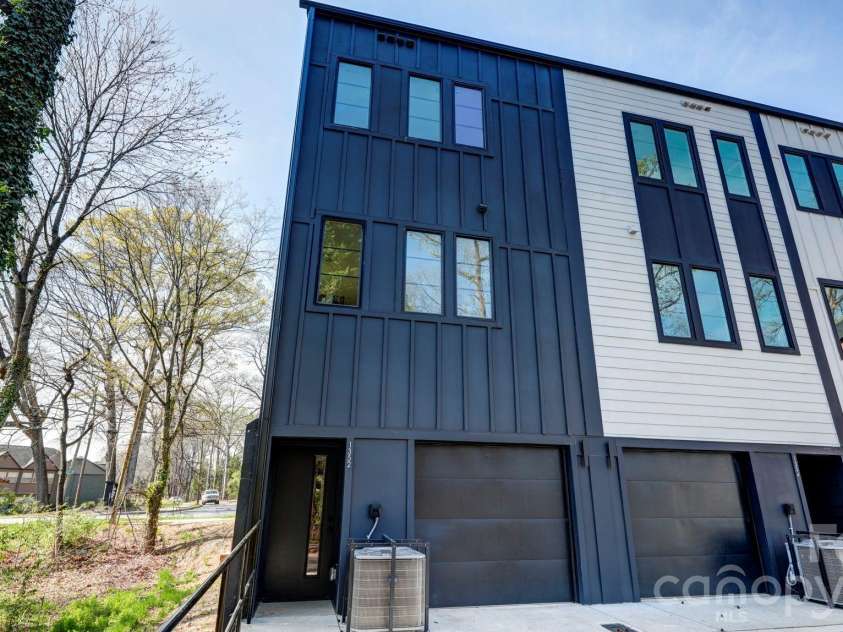 1352 Briar Creek Road, Charlotte, NC 28205.  MLS# CAR4356459, YatesRealty ID 22247. 
