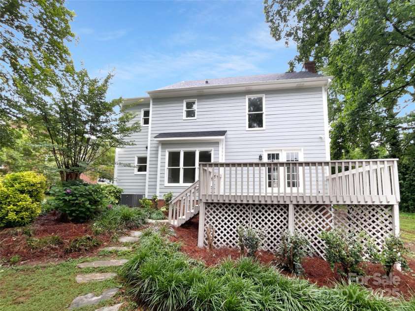 124 Creek Hollow Trail, Belmont, NC 28012.  MLS# CAR4266037, YatesRealty ID 22248. 