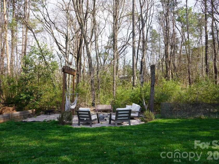 2613 Lane Street, Kannapolis, NC 28083.  MLS# CAR4359170, YatesRealty ID 22248. 