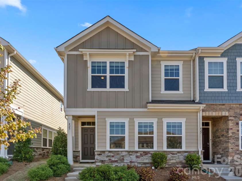 423 Wescott Street, Indian Trail, NC 28079.  MLS# CAR4358336, YatesRealty ID 22249. 