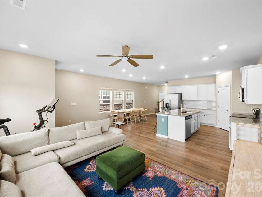 423 Wescott Street, Indian Trail, NC 28079.  MLS# CAR4358336, YatesRealty ID 22249. 