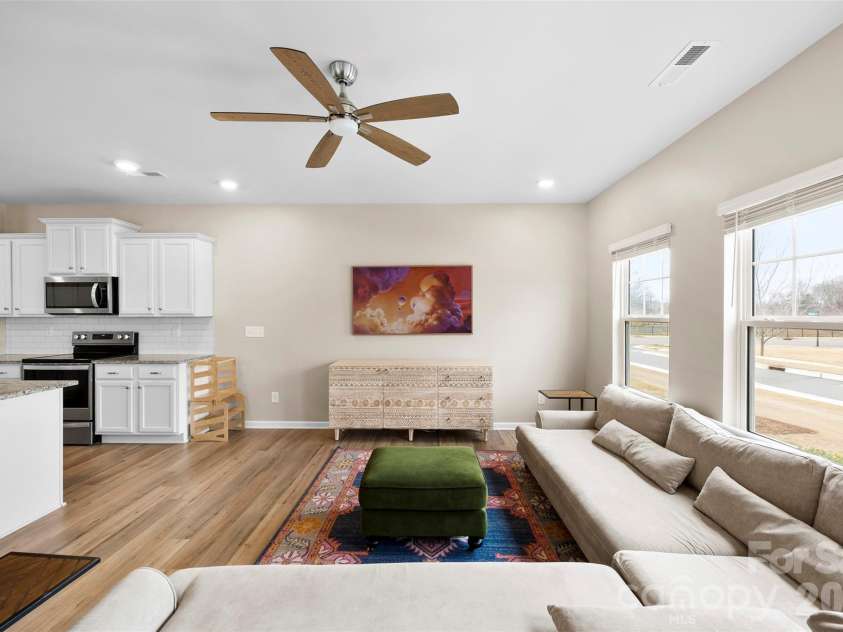 423 Wescott Street, Indian Trail, NC 28079.  MLS# CAR4358336, YatesRealty ID 22249. 