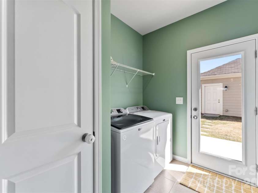 423 Wescott Street, Indian Trail, NC 28079.  MLS# CAR4358336, YatesRealty ID 22249. 