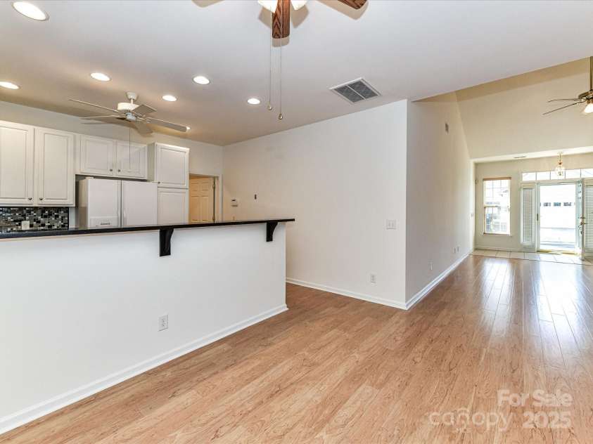 11705 Silverado Lane, Charlotte, NC 28277.  MLS# CAR4244459, YatesRealty ID 22250. 