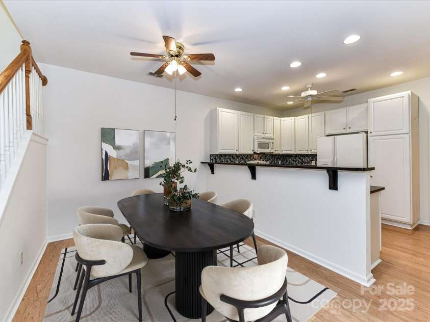 11705 Silverado Lane, Charlotte, NC 28277.  MLS# CAR4244459, YatesRealty ID 22250. Virtually Staged dining area