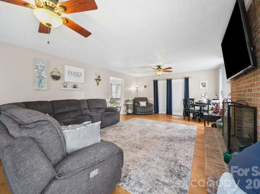 120 Ridgewood Court, Salisbury, NC 28146.  MLS# CAR4362997, YatesRealty ID 22251. 