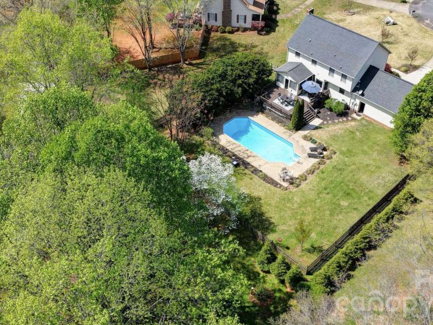 120 Ridgewood Court, Salisbury, NC 28146.  MLS# CAR4362997, YatesRealty ID 22251. 