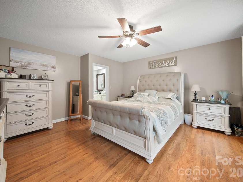 120 Ridgewood Court, Salisbury, NC 28146.  MLS# CAR4362997, YatesRealty ID 22251. Primary suite
