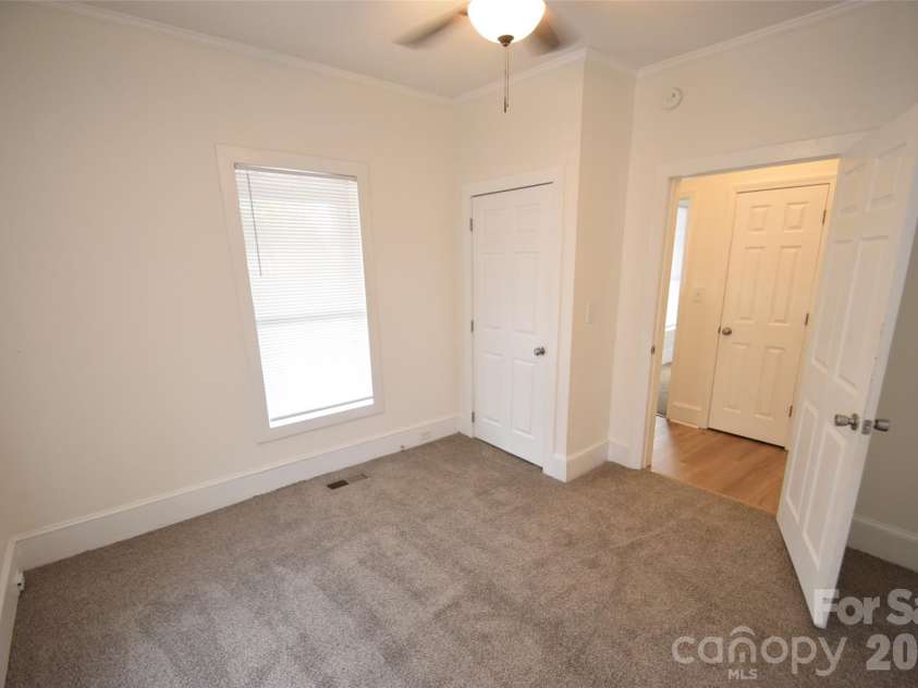 152 Academy Avenue, Concord, NC 28025.  MLS# CAR4364730, YatesRealty ID 22252. 