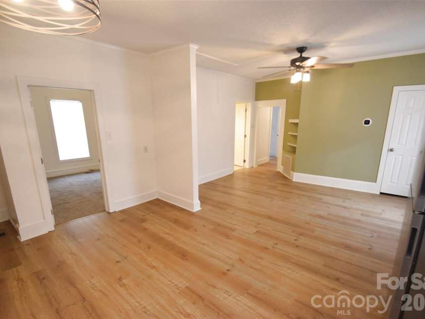 152 Academy Avenue, Concord, NC 28025.  MLS# CAR4364730, YatesRealty ID 22252. 