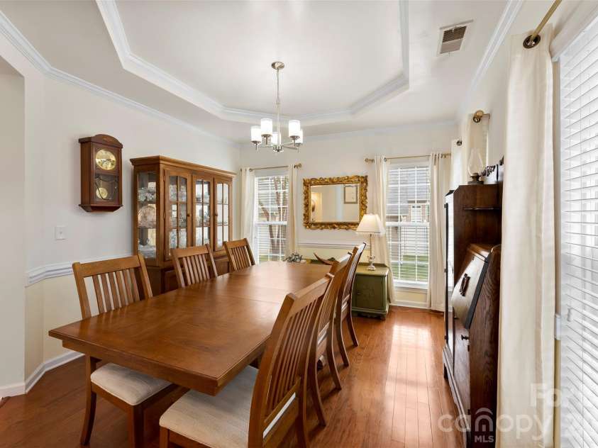 8122 Bridgegate Drive, Huntersville, NC 28078.  MLS# CAR4364715, YatesRealty ID 22253. 