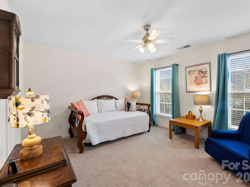 8122 Bridgegate Drive, Huntersville, NC 28078.  MLS# CAR4364715, YatesRealty ID 22253. 