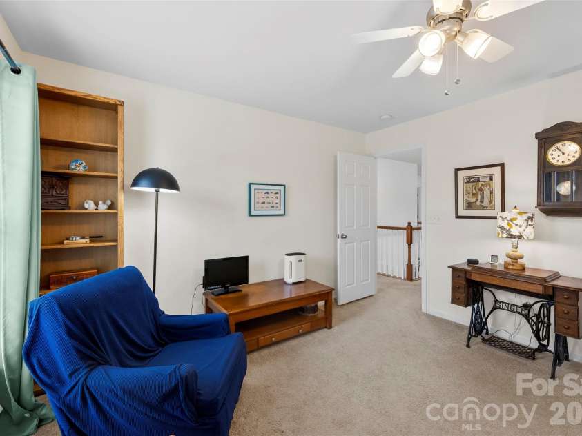 8122 Bridgegate Drive, Huntersville, NC 28078.  MLS# CAR4364715, YatesRealty ID 22253. 