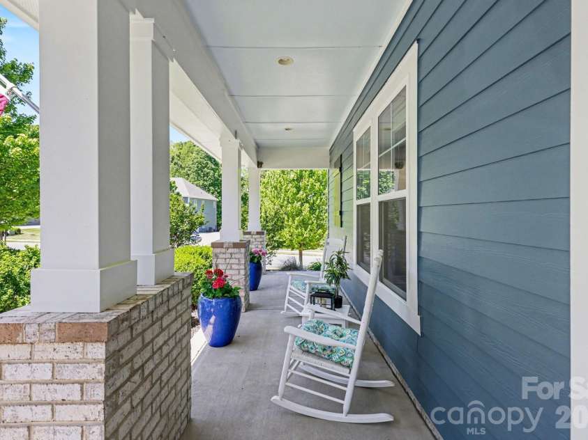 814 McGavock Street, Fort Mill, SC 29715.  MLS# CAR4364910, YatesRealty ID 22254. 