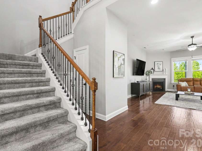 814 McGavock Street, Fort Mill, SC 29715.  MLS# CAR4364910, YatesRealty ID 22254. 