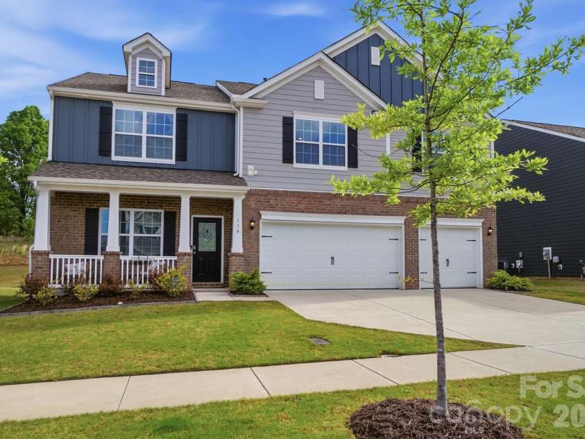 116 Timbergreen Court, Troutman, NC 28166.  MLS# CAR4369048, YatesRealty ID 22257. 