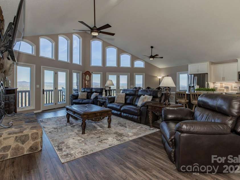 4933 NC Hwy 268 Highway, Wilkesboro, NC 28697.  MLS# CAR4268569, YatesRealty ID 22257. 