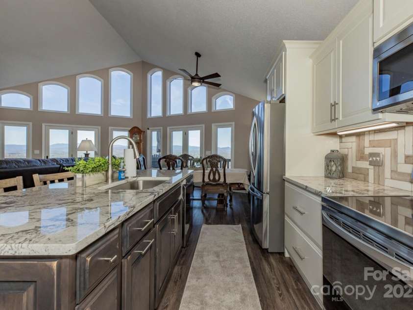 4933 NC Hwy 268 Highway, Wilkesboro, NC 28697.  MLS# CAR4268569, YatesRealty ID 22257. 