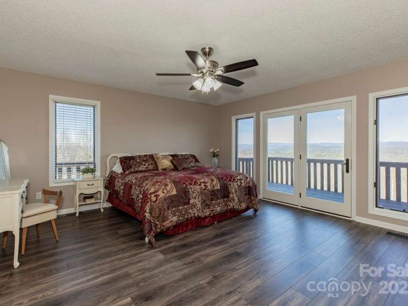 4933 NC Hwy 268 Highway, Wilkesboro, NC 28697.  MLS# CAR4268569, YatesRealty ID 22257. 