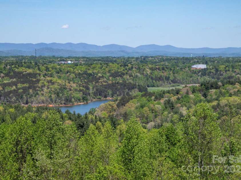 4933 NC Hwy 268 Highway, Wilkesboro, NC 28697.  MLS# CAR4268569, YatesRealty ID 22257. 