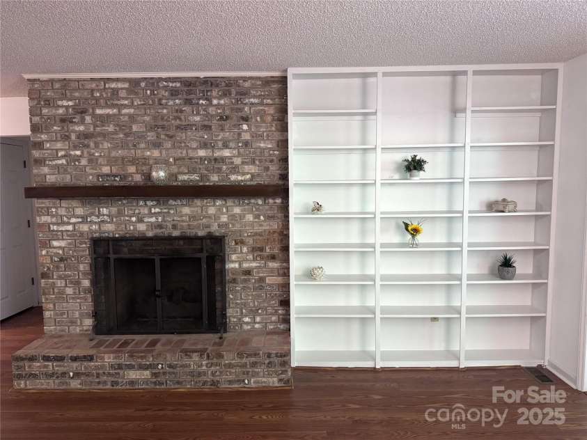 630 Britton Creek Drive, Hendersonville, NC 28791.  MLS# CAR4241236, YatesRealty ID 22259. 