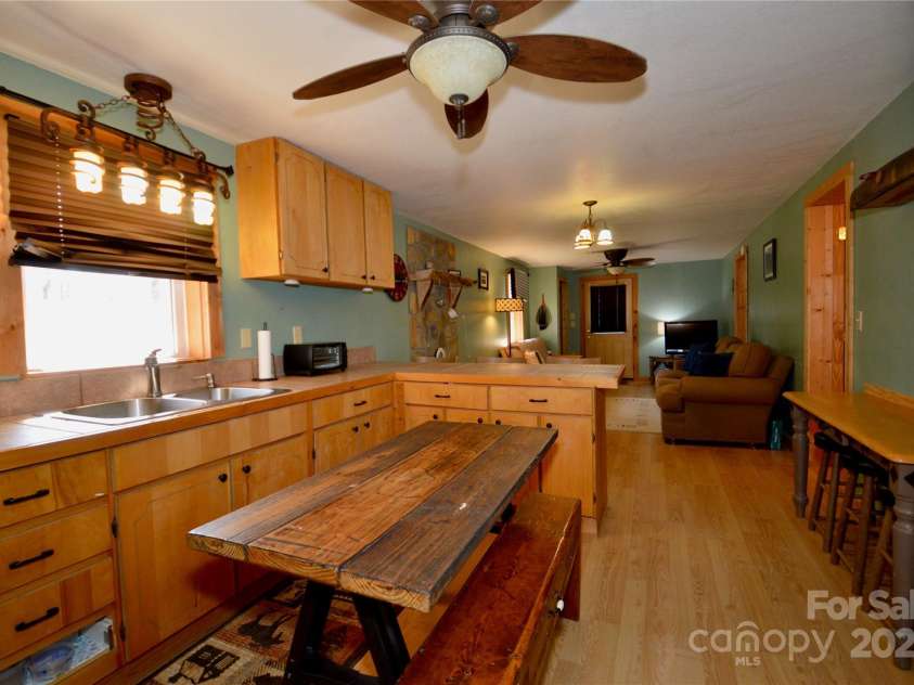 128 Archie Coffey Lane, Collettsville, NC 28611.  MLS# CAR4231796, YatesRealty ID 2226. 