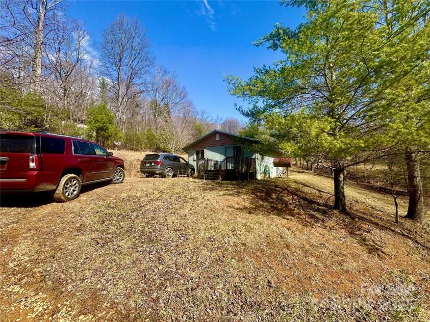 128 Archie Coffey Lane, Collettsville, NC 28611.  MLS# CAR4231796, YatesRealty ID 2226. 