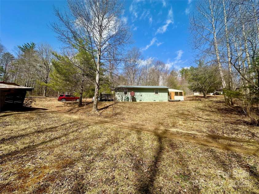 128 Archie Coffey Lane, Collettsville, NC 28611.  MLS# CAR4231796, YatesRealty ID 2226. 
