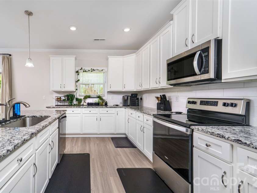 132 Tradesmen Trail, Troutman, NC 28166.  MLS# CAR4368685, YatesRealty ID 22260. 
