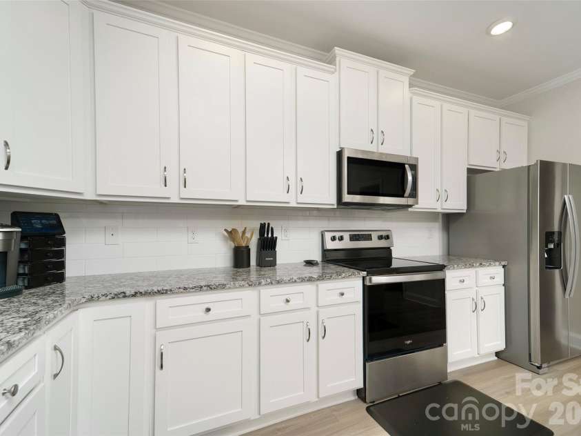 132 Tradesmen Trail, Troutman, NC 28166.  MLS# CAR4368685, YatesRealty ID 22260. 