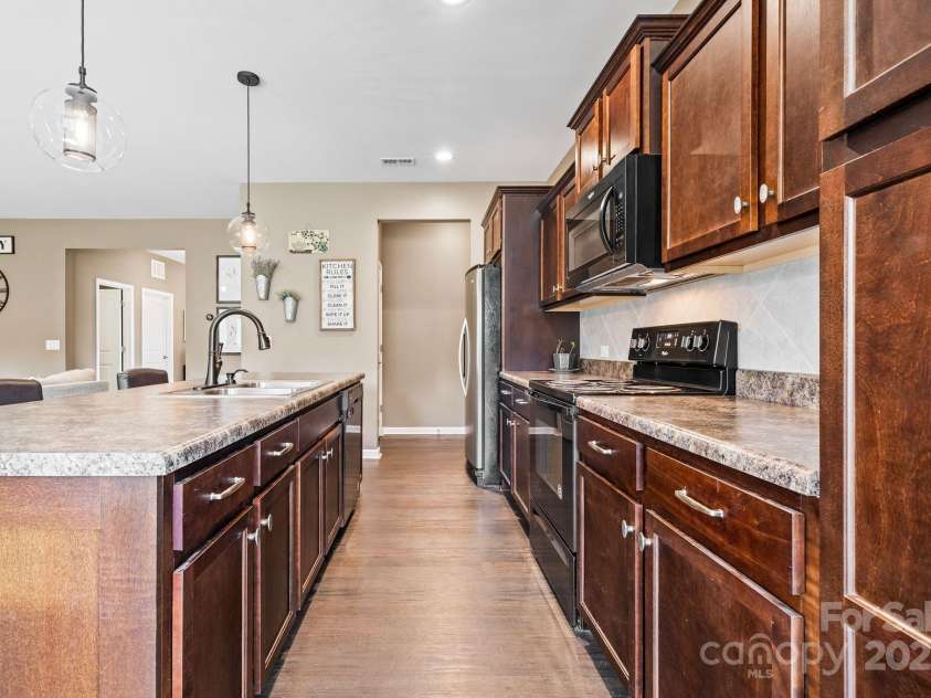 196 Sutters Mill Drive, Troutman, NC 28166.  MLS# CAR4267630, YatesRealty ID 22260. 