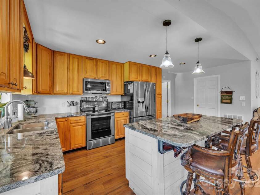 5158 Jenkins Road, Morganton, NC 28655.  MLS# CAR4273419, YatesRealty ID 22261. 