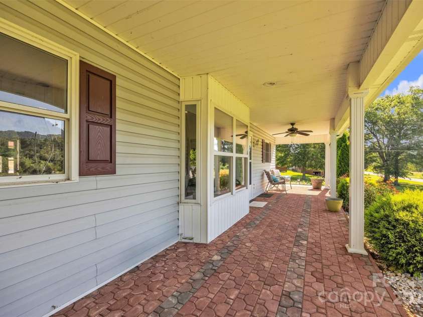 5158 Jenkins Road, Morganton, NC 28655.  MLS# CAR4273419, YatesRealty ID 22261. 