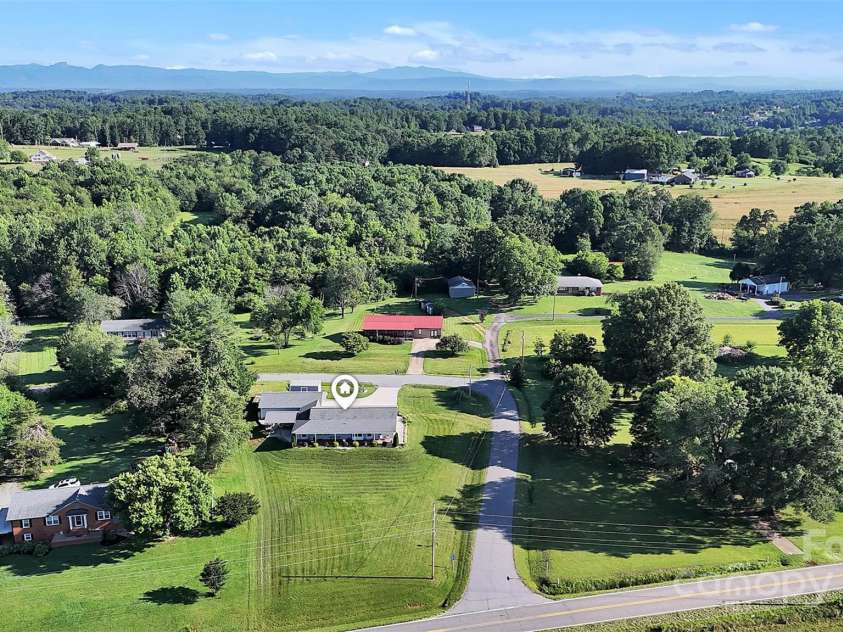 5158 Jenkins Road, Morganton, NC 28655.  MLS# CAR4273419, YatesRealty ID 22261. 