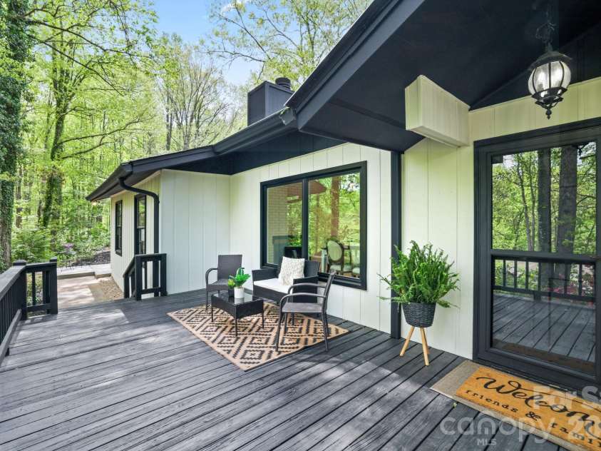 1 Virginia Lane, Cullowhee, NC 28734.  MLS# CAR4373462, YatesRealty ID 22262. 