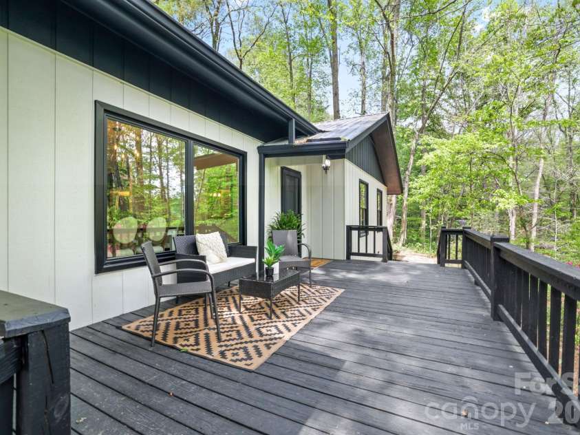 1 Virginia Lane, Cullowhee, NC 28734.  MLS# CAR4373462, YatesRealty ID 22262. 