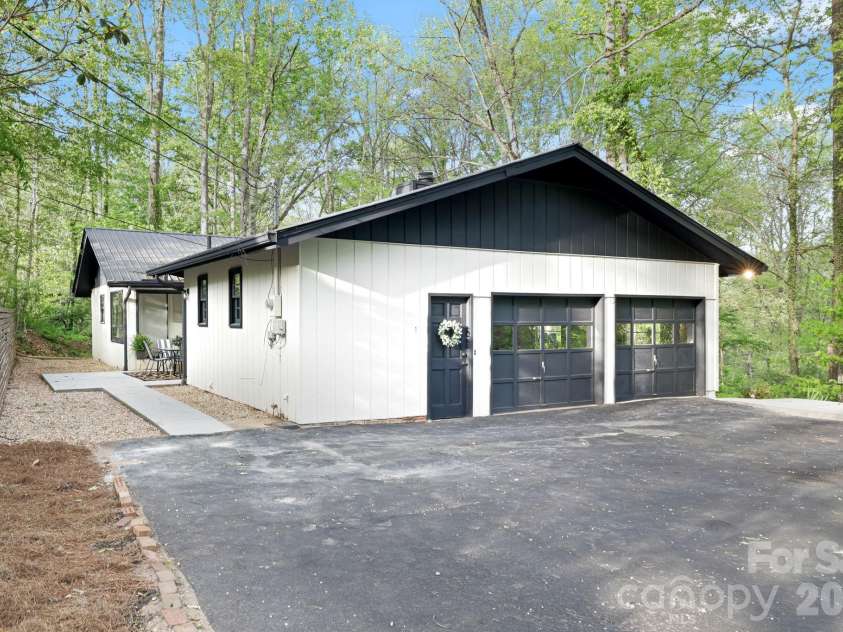 1 Virginia Lane, Cullowhee, NC 28734.  MLS# CAR4373462, YatesRealty ID 22262. 
