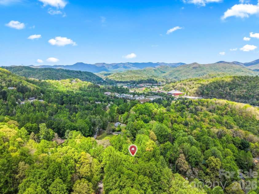 1 Virginia Lane, Cullowhee, NC 28734.  MLS# CAR4373462, YatesRealty ID 22262. 