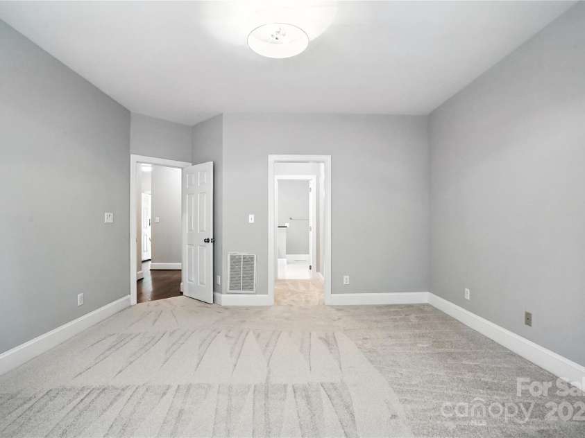 104 Fairwind Court, Fort Mill, SC 29708.  MLS# CAR4266966, YatesRealty ID 22262. 