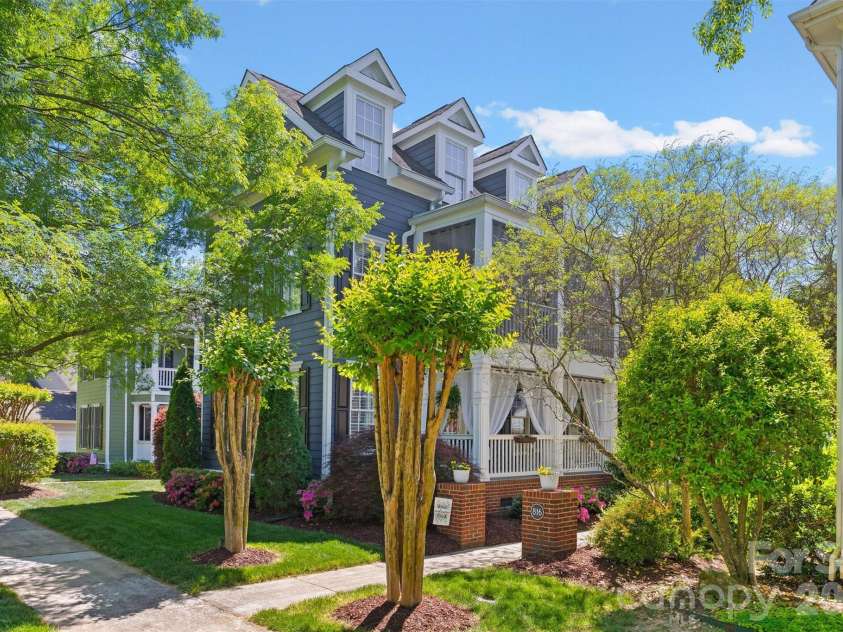 816 Victorian Way, Fort Mill, SC 29708.  MLS# CAR4373653, YatesRealty ID 22263. 
