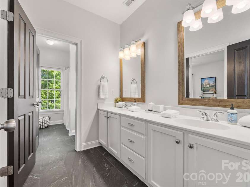 816 Victorian Way, Fort Mill, SC 29708.  MLS# CAR4373653, YatesRealty ID 22263. 