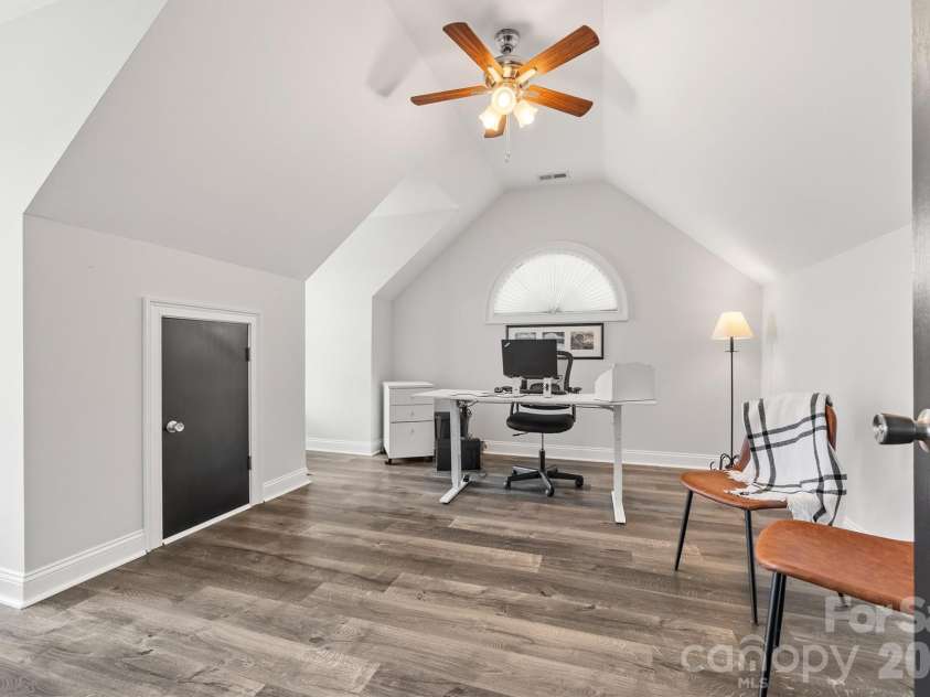 816 Victorian Way, Fort Mill, SC 29708.  MLS# CAR4373653, YatesRealty ID 22263. 