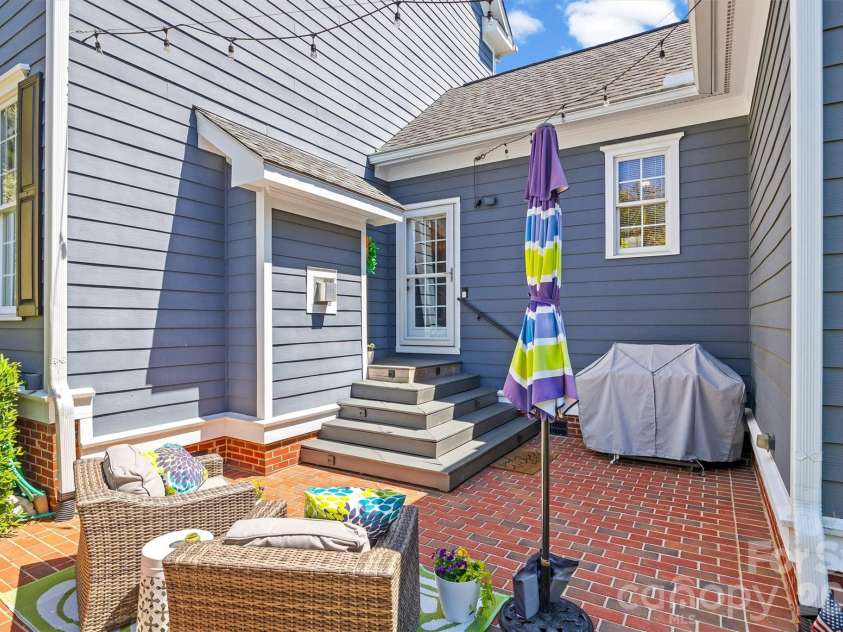 816 Victorian Way, Fort Mill, SC 29708.  MLS# CAR4373653, YatesRealty ID 22263. 