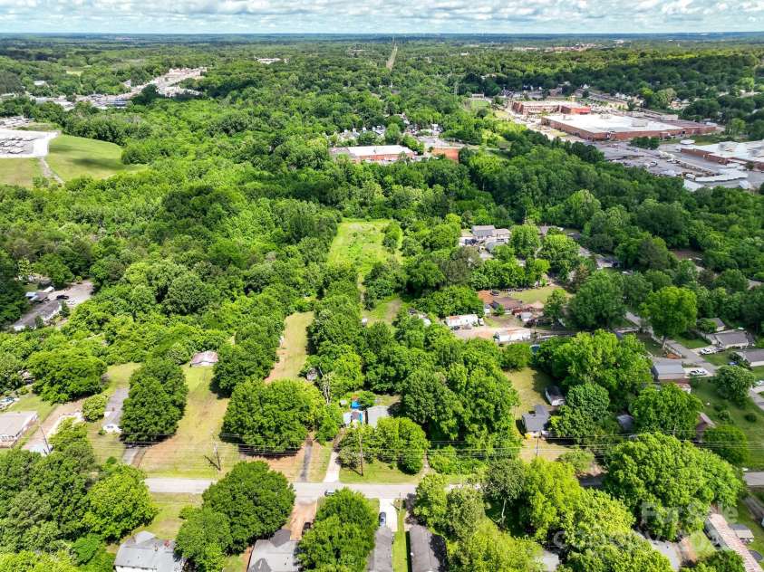 84 Sumner Avenue, Concord, NC 28027.  MLS# CAR4257881, YatesRealty ID 22263. 