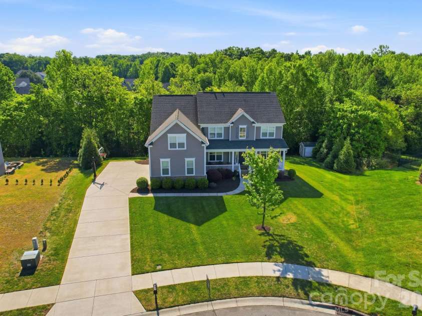 5249 Kindling Place, Concord, NC 28025.  MLS# CAR4366828, YatesRealty ID 22264. 