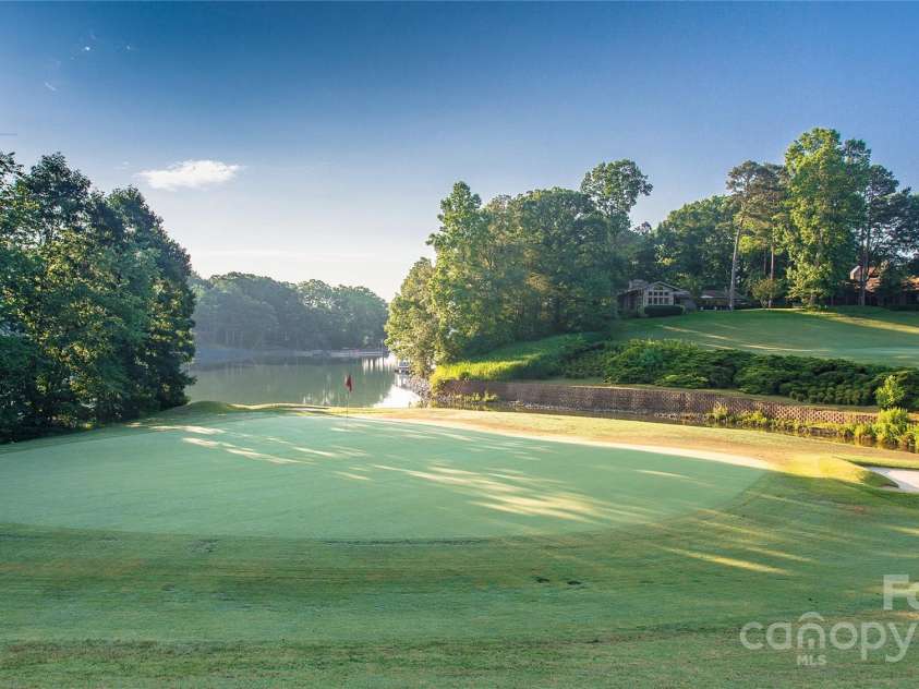 201 Riverview Terrace, Lake Wylie, SC 29710.  MLS# CAR4239490, YatesRealty ID 22265. Beautiful 18 hole championship golf course with champion Bermudagrass greens and practice facilities.