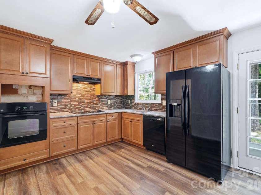1412 Rama Road, Charlotte, NC 28211.  MLS# CAR4374622, YatesRealty ID 22266. 