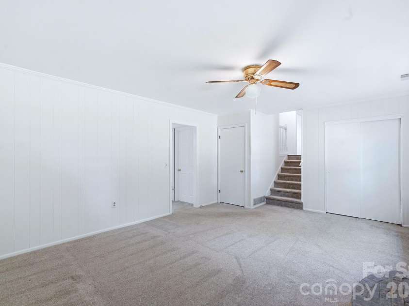 1412 Rama Road, Charlotte, NC 28211.  MLS# CAR4374622, YatesRealty ID 22266. 
