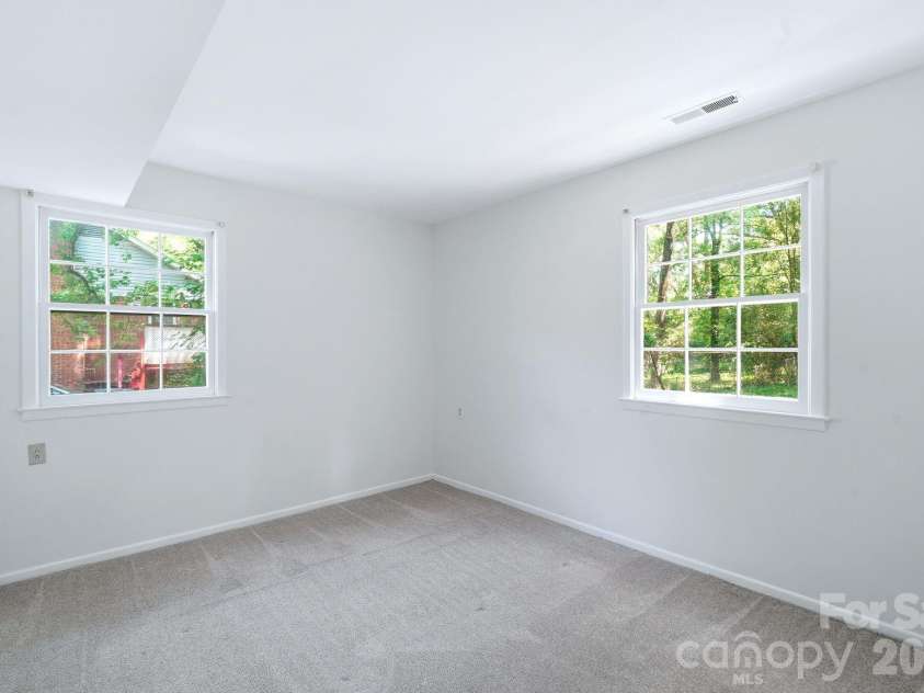 1412 Rama Road, Charlotte, NC 28211.  MLS# CAR4374622, YatesRealty ID 22266. Bedroom 4 downstairs