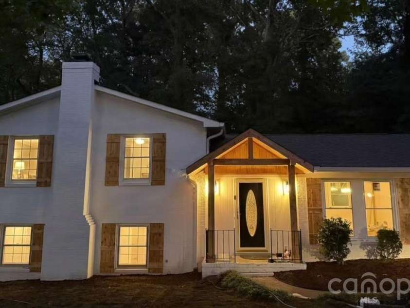 1412 Rama Road, Charlotte, NC 28211.  MLS# CAR4434818, YatesRealty ID 22266. 